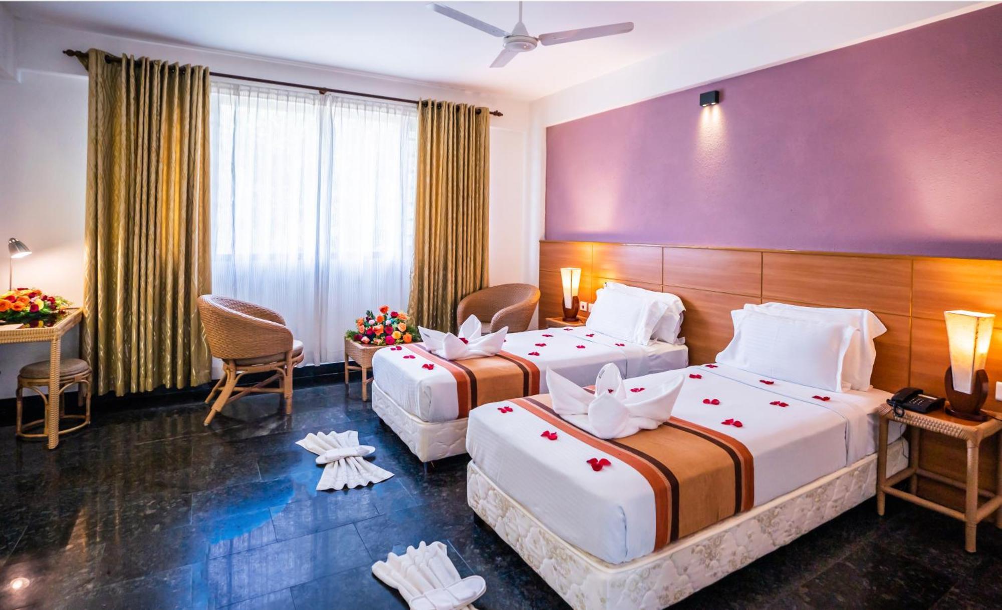 Peppervine Hotel Thekkady Habitación foto